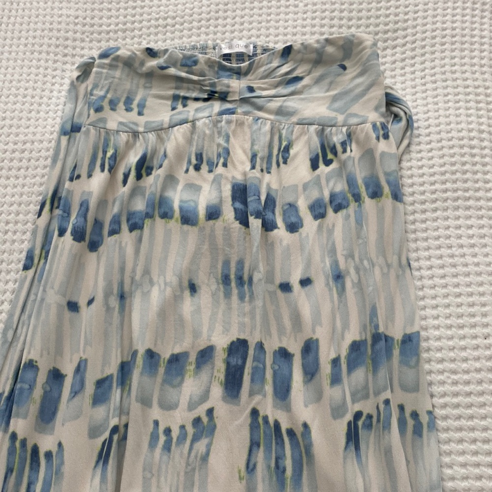 Vestique maxi dress